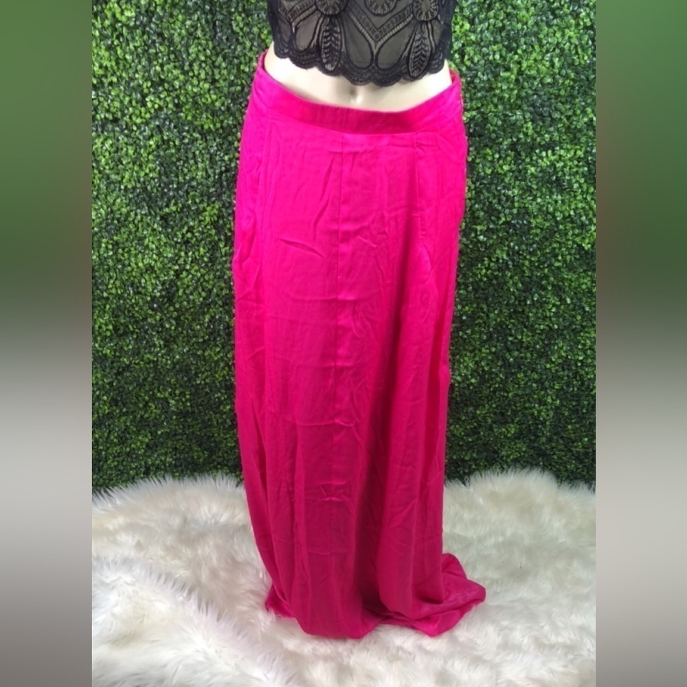 Nwt hot pink Show me you’re mumu maxi‎ skirt nwt